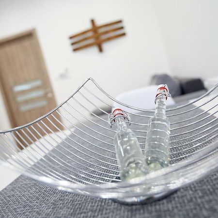 Foter Apartman Ii. Villany Luaran gambar
